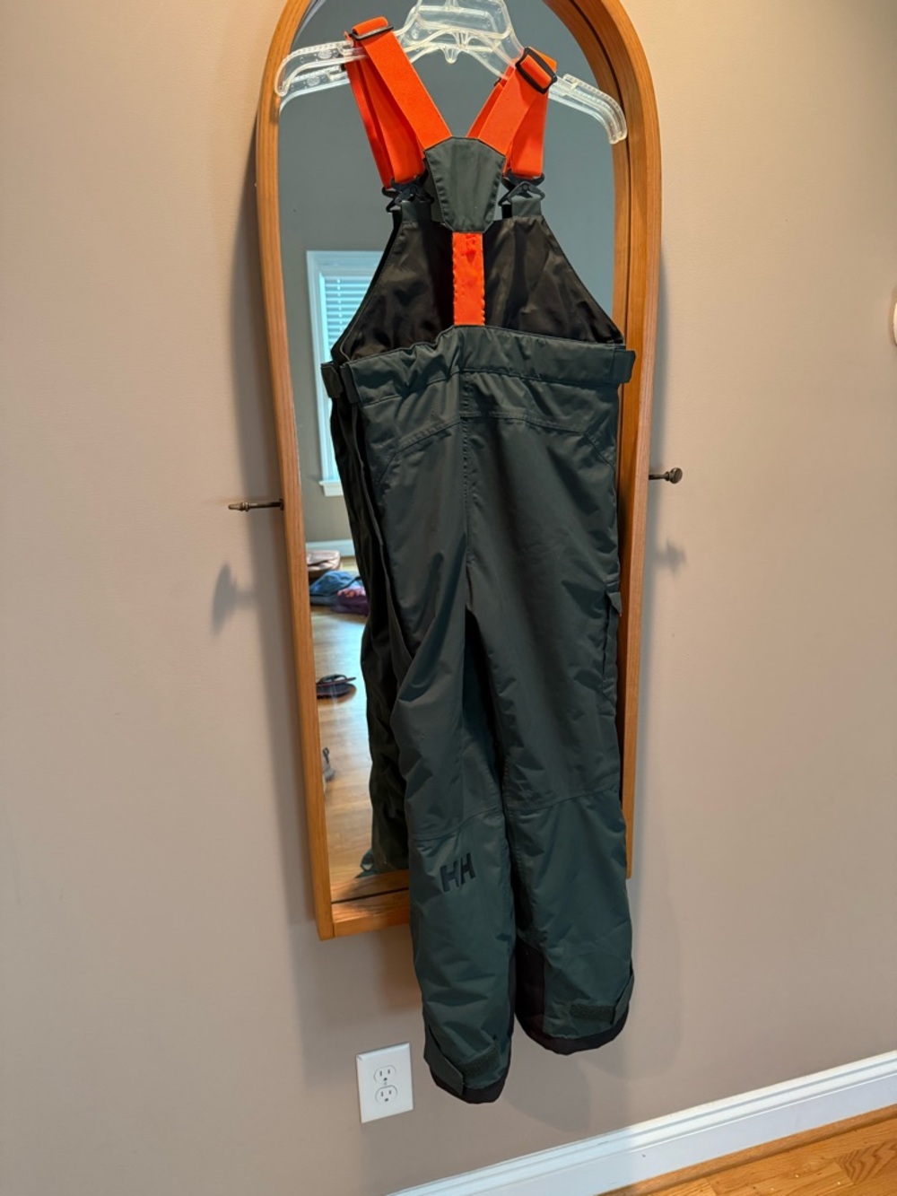 Helly Hansen Green Snow Overalls with Orange Straps. - Picture 2 of 5
